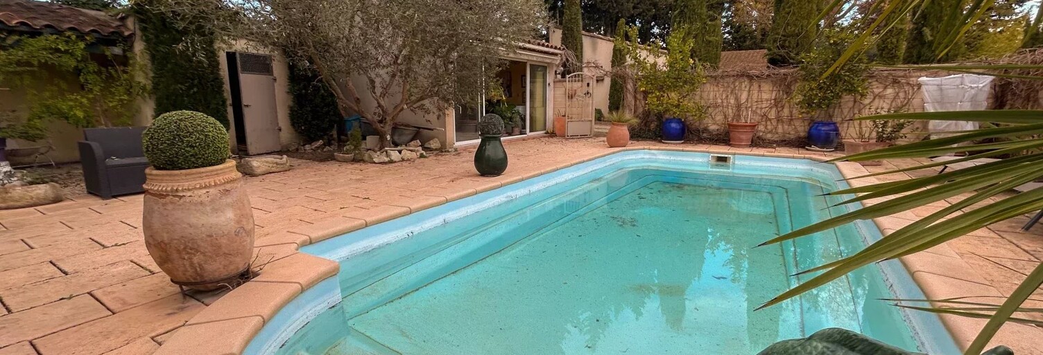 Maison 5 Pièces 144 m² à vendre à Eyragues (13630)