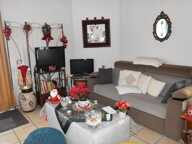 Maison avec un rapport locatif comprenant trois logements — photo 2