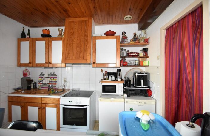 Maison avec un rapport locatif comprenant trois logements — photo 5