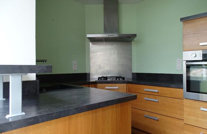 LOCATION d'une maison T6 (110 m²) à SAILLAT SUR VIENNE — photo 5