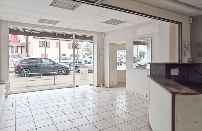 Local commercial, emplacement n°1 de 39 m² — photo 3