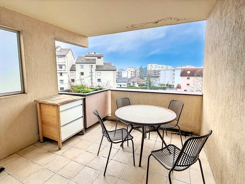 Appartement 3 pièces  à vendre Ambilly 74100