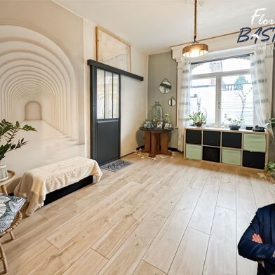 Maison 7 pièces 250000 €