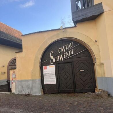 Commerce 4 pièces 1200 €