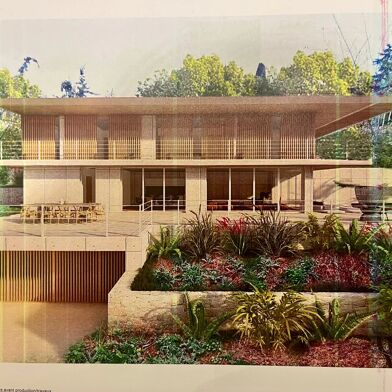 Terrain  650000 €