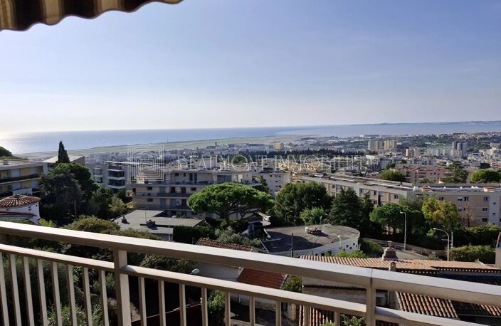 3P Dernier étage, Terrasses, Vue Mer, Garage , Parfait état — photo 2
