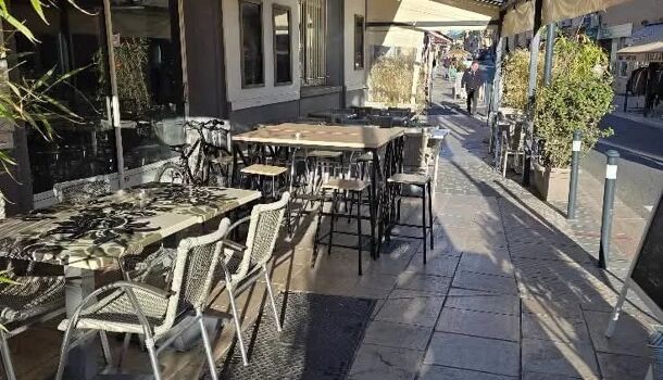 Local commercial 2 pièces  à vendre Londe-les-Maures (La) 83250