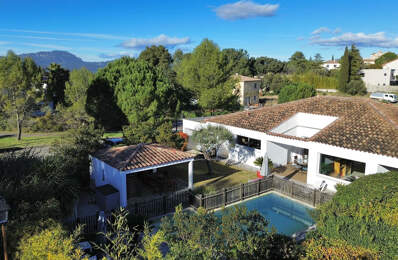 Vente d'une villa T5 de plain-pied d'environ 175m2 sur 700m2 — photo du bien