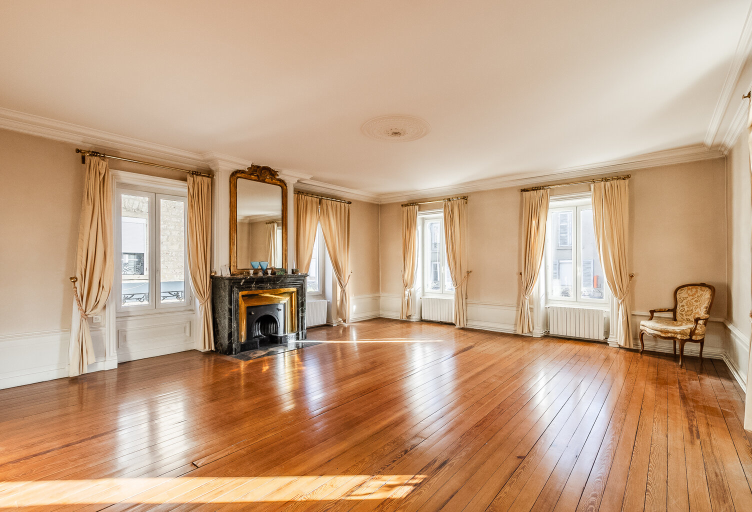 Villefranche-Sur-Saône : appartement en vente pour grande fa — photo 1