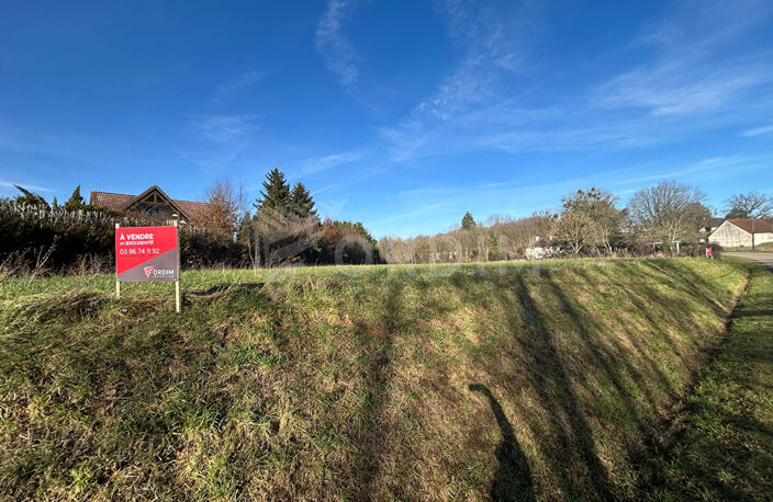 POURRAIN - Terrain de 2785m² avec vue dégagée — photo 3