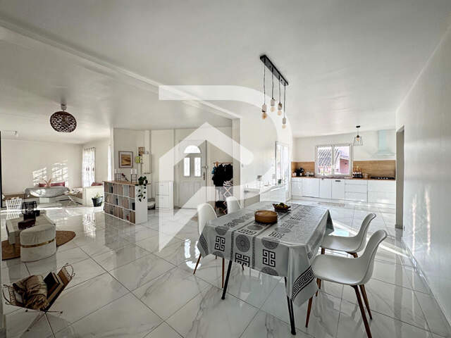 Maison T5 de plain pied sur Les Angles 168 m2 — photo du bien