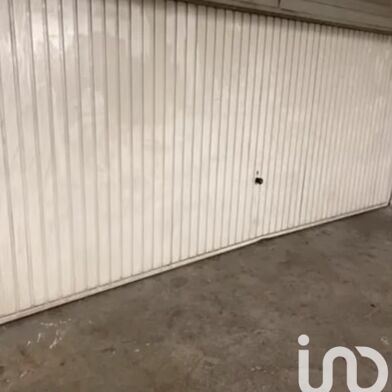 Garage 24 m²