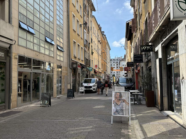 Local Commercial 41 m2 — photo du bien