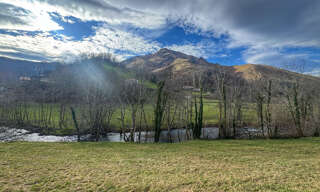 Terrain  1731 m² à vendre à Saint-Jean-Pied-de-Port (64220)