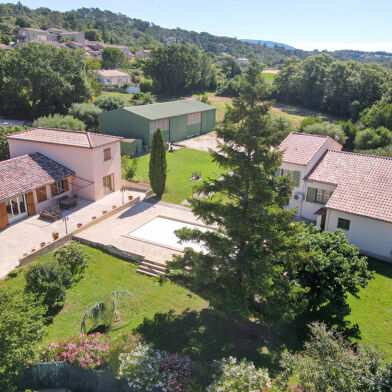 Maison 12 pièces 700000 €