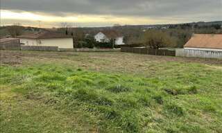 Terrain  1646 m² à vendre à Ruelle-sur-Touvre (16600)
