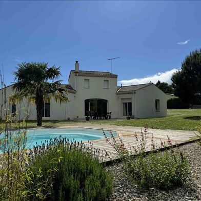 Maison 6 pièces 399990 €