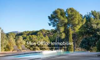 Maison 7 Pièces 250 m² à vendre à Le Beausset (83330)