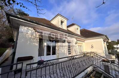 Maison familiale 7 pièces sur sous-sol total - 190m² — photo du bien