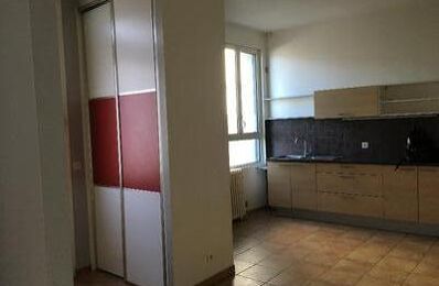 location maison 885 € CC /mois à proximité de Génissac (33420)