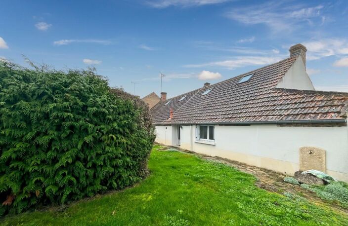 Maison type Longère de 146m2  à Vendre à Marcilly En Villette   — photo 4