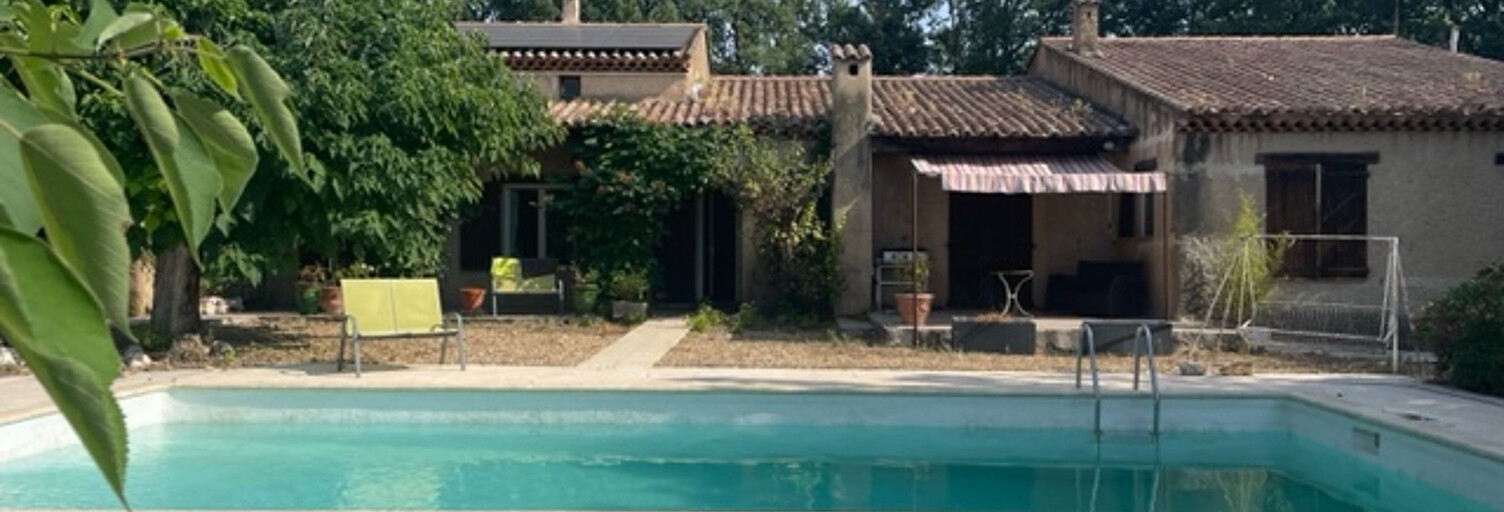 Maison 9 Pièces 250 m² à vendre à Saint-Saturnin-lès-Apt (84490)