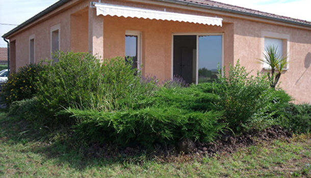 Villa / Maison 4 pièces  à louer Aubenas 07200