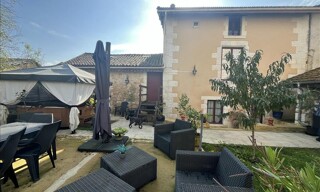 Maison 7 Pièces 225 m² à vendre à Villars (24530)