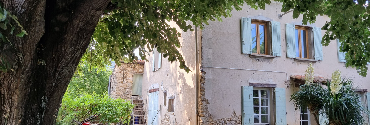 Maison 7 Pièces 213 m² à vendre à Lurs (04700)