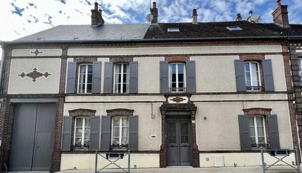 Villa / Maison 9 pièces  à vendre Cherisy 28500