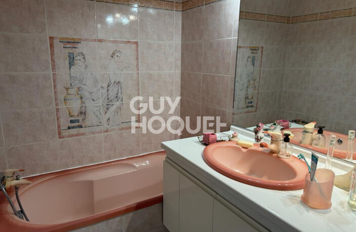 À vendre : Appartement 4 pièces à Marseille + cave et garage ... — photo 5