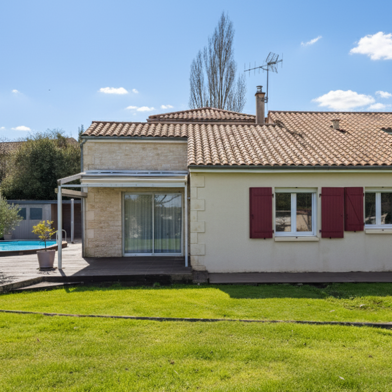 Maison 10 pièces 499000 €