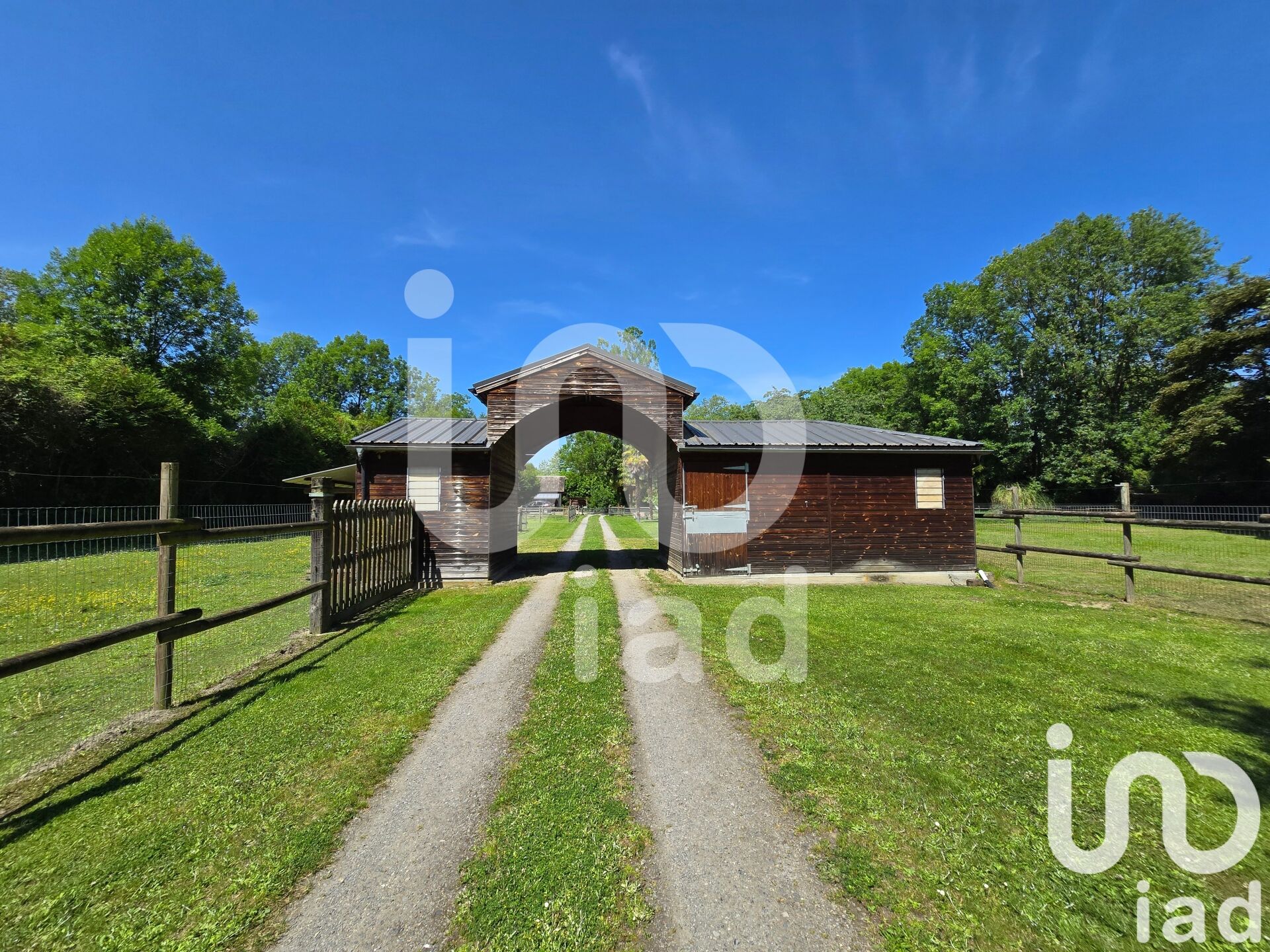 Tarbes - 14650m² - 2p. - 1ch.