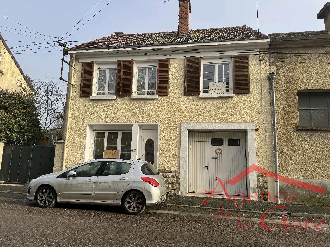 Villa / Maison 5 pièces  à vendre Fère-Champenoise 51230