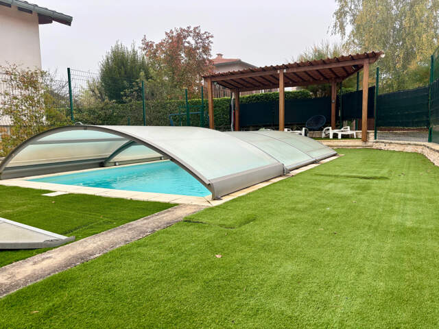 ÉVEUX MAISON 81 M2 AVEC PISCINE PROCHE GARE SOUS-SOL COMPLET — photo du bien
