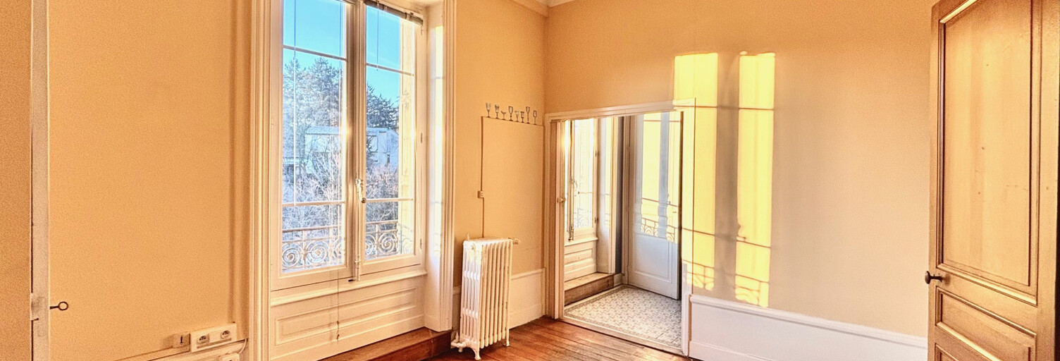 Bureau 3 Pièces 55 m² à vendre à L'Arbresle (69210)