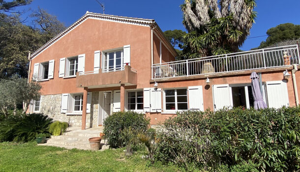 Villa / Maison 6 pièces  à vendre Garde (La) 83130