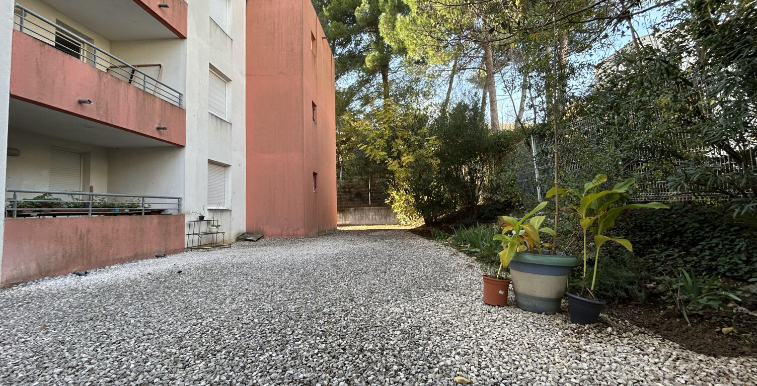 Appartement trois pièces en rez de chaussée - vendu loué — photo 1
