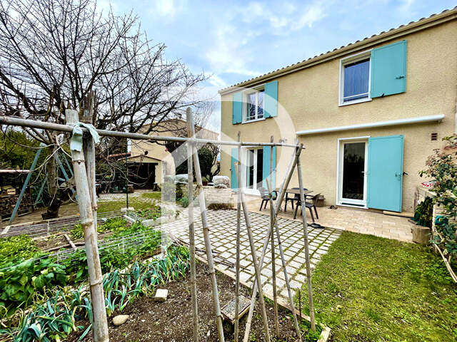 La Roque d'Anthéron - Maison R+1 de 108 m² avec 325 m² de ter... — photo du bien