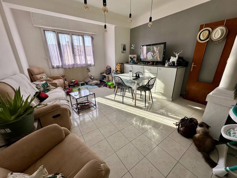 Appartement T3 2ième étage, rentabilité 5,95%! traversant, balco — photo 1