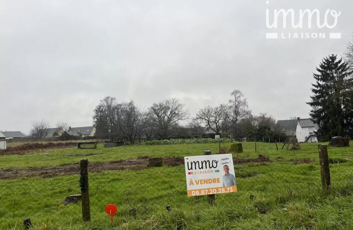 terrain constructible non viabilisé de 2320m² proche centre bour — photo 2