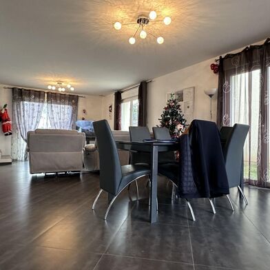 Maison 5 pièces 319000 €