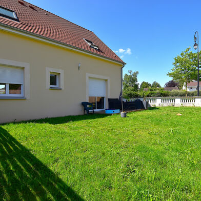 Maison 5 pièces 369900 €