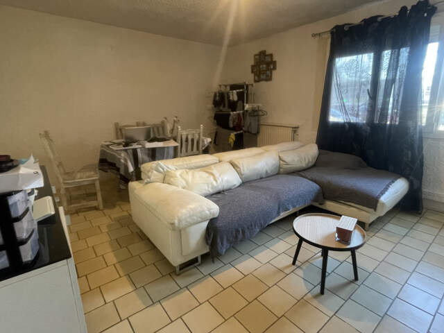APPARTEMENT  DE TYPE F3  67M2 PROCHE HOPITAL DE SENS — photo du bien