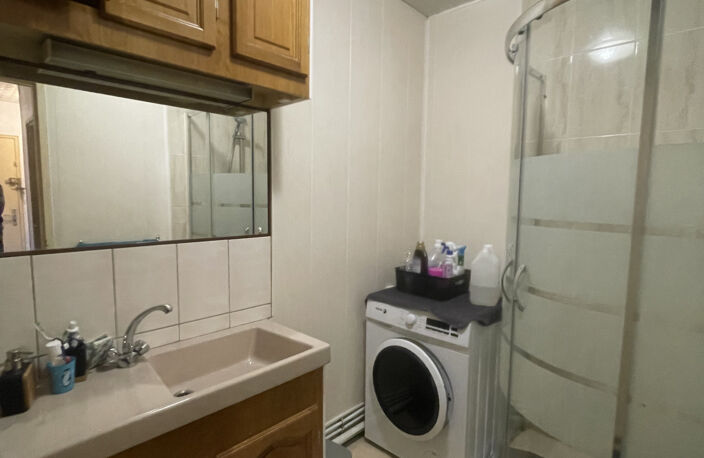 APPARTEMENT  DE TYPE F3  67M2 PROCHE HOPITAL DE SENS — photo 3