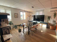 EGUILLES - Bureau de 57 m² — photo 2