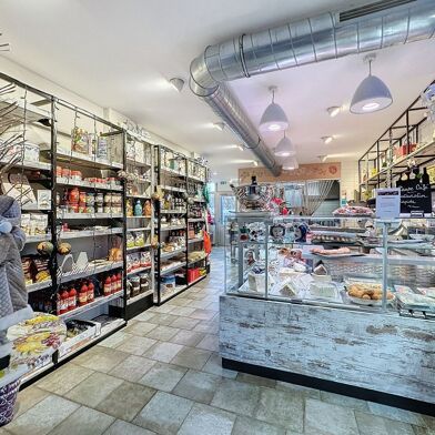 Commerce  313000 €