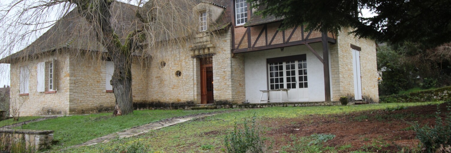 Maison 8 Pièces 246 m² à vendre à Couze-et-Saint-Front (24150)