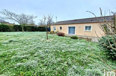 vente maison 30 050 € à proximité de Saint-Martin-des-Noyers (85140)