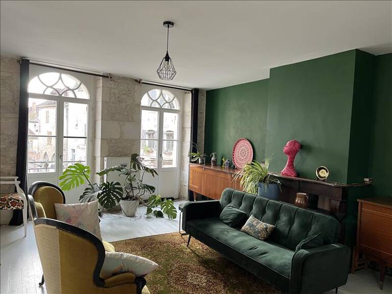 Maison en pierre de 6 pièces principales — photo 1
